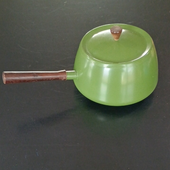aluminum Other - Elegant Vintage Green Aluminum Cookware with Wooden Handle Retro Decor
